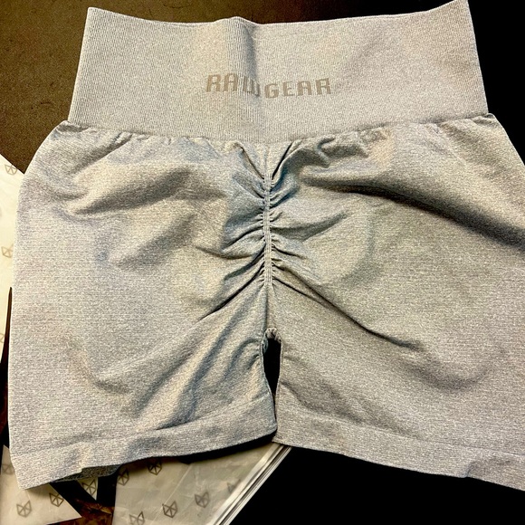 NWT RAW GEAR grey  medium biker shorts in poly - Picture 2 of 3